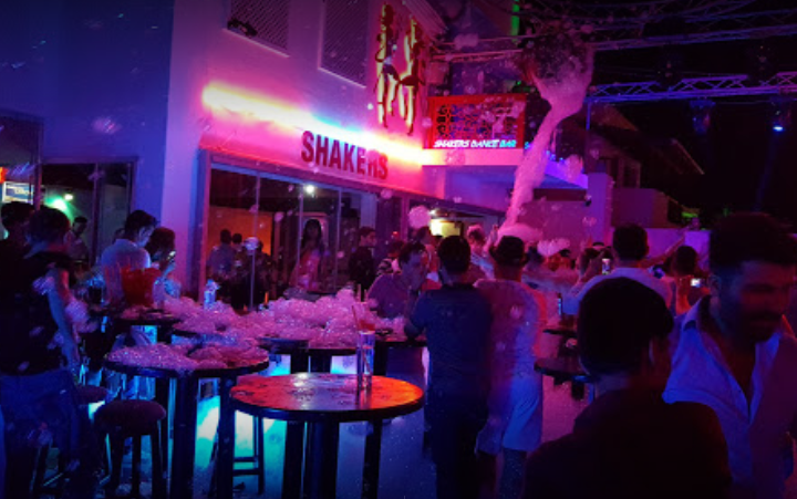 Gümbet Shakers Dance Bar